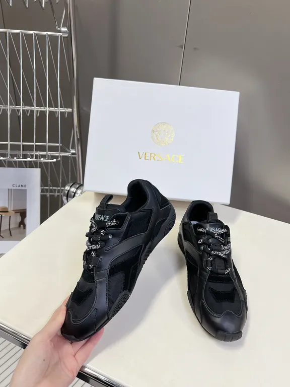 Versace Shoe 